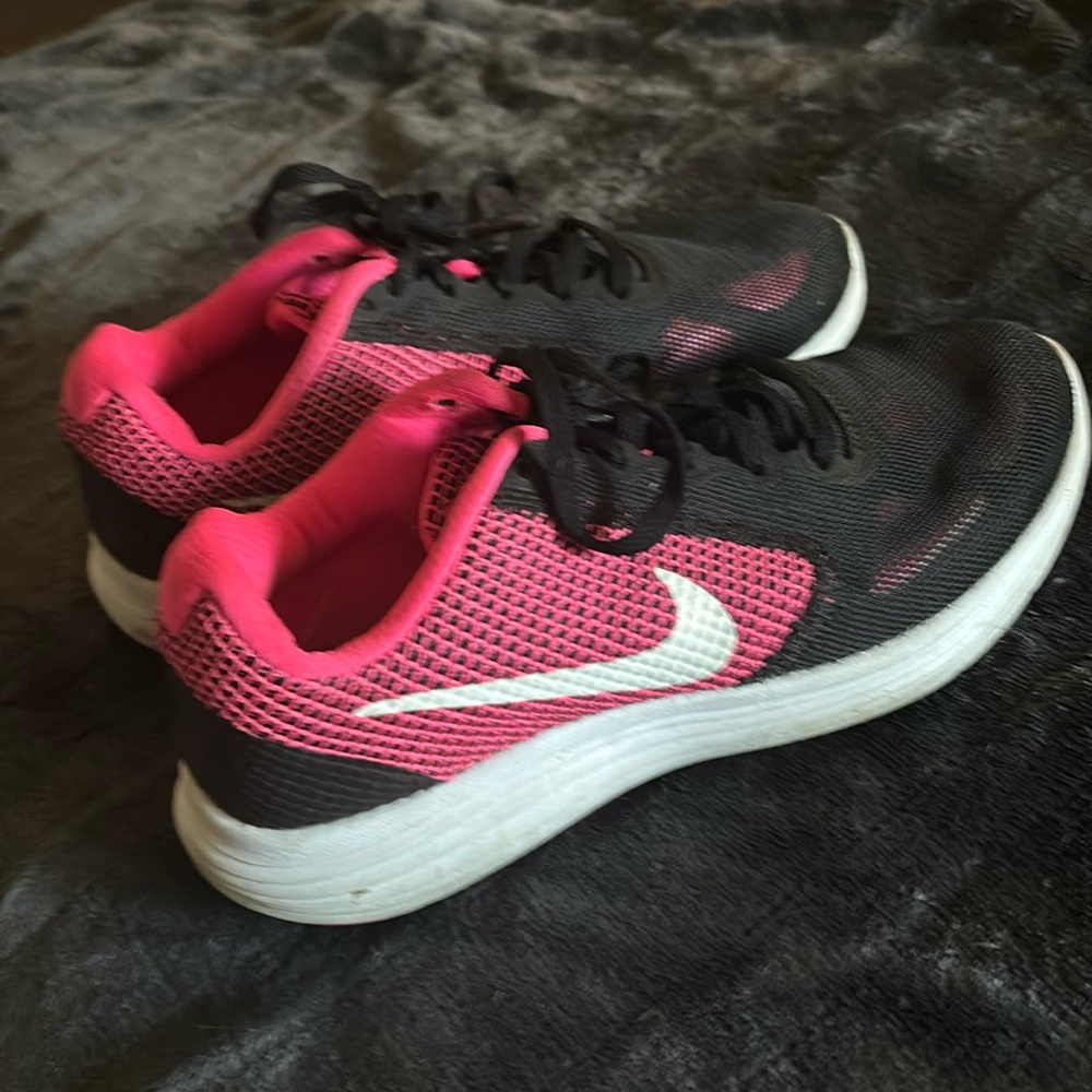 Nike shoes